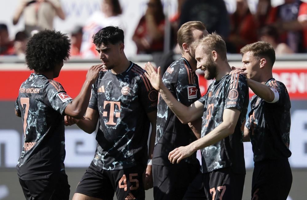 在此双星的 在此双星的