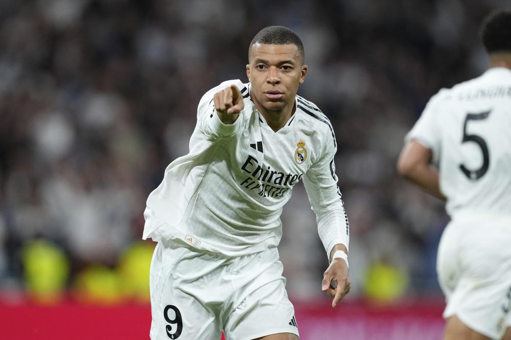 2024年粤港澳大湾区学校羽毛球邀请赛开幕.